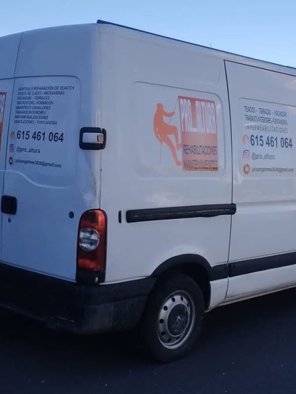 Trabajos realizados por Pro‑Altura en diferentes edificios de Ferrol y A Coruña